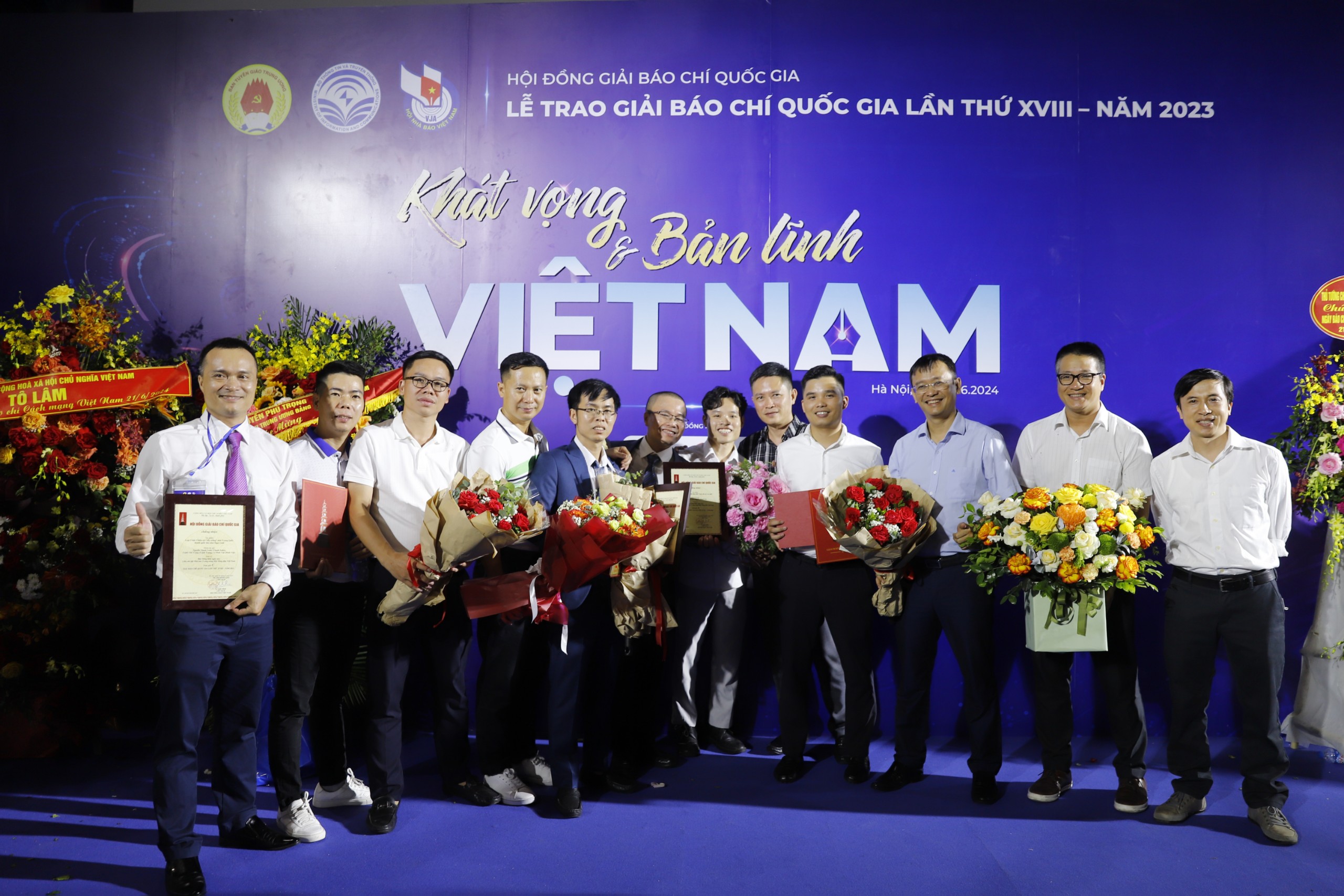 Lần đầu tiên Báo NTNN/Dân Việt đạt 2 Giải A, 1 Giải C Báo chí Quốc gia - Ảnh 2.