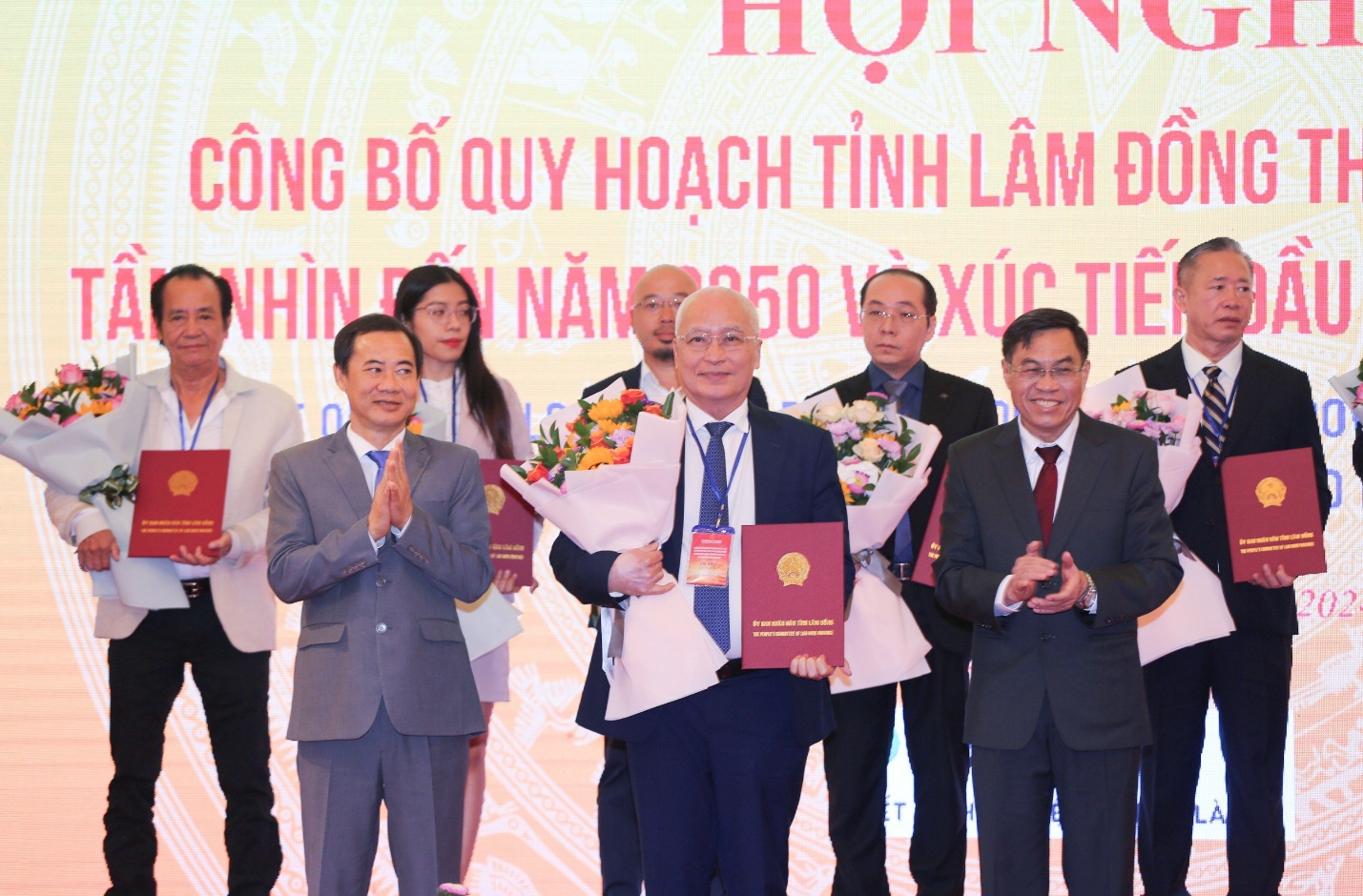 Phát triển kinh tế xanh bền vững cho Lâm Đồng từ góc nhìn của nhà sáng lập Tập đoàn TH- Ảnh 3.