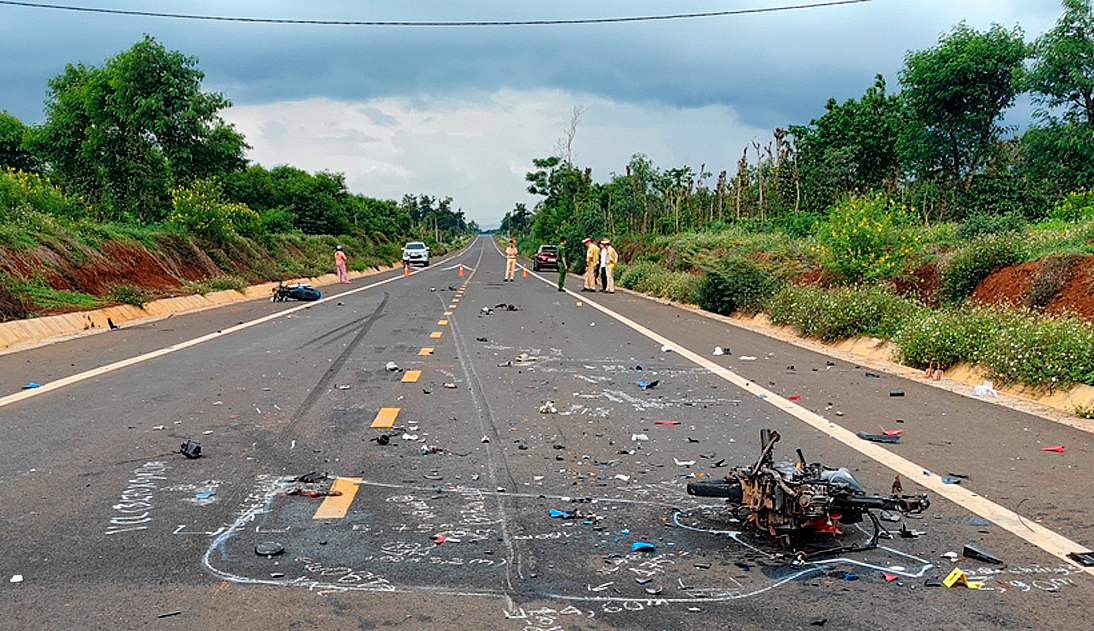 TIN NÓNG 24 GIỜ QUA: Bắt cựu Phó ban Nội chính T.Ư; người mẫu Châu Bùi bị quay lén trong nhà vệ sinh- Ảnh 7.