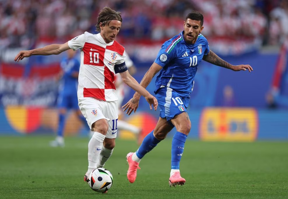 Luka Modric và 1 phút kỳ lạ trong trận quyết đấu với Italia- Ảnh 6.