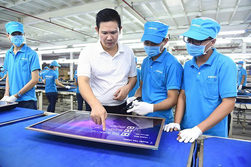 Phạm Văn Tam bị bắt và chuyện Asanzo nhập linh kiện về gắn mác “Made in Vietnam” và trốn thuế- Ảnh 1.