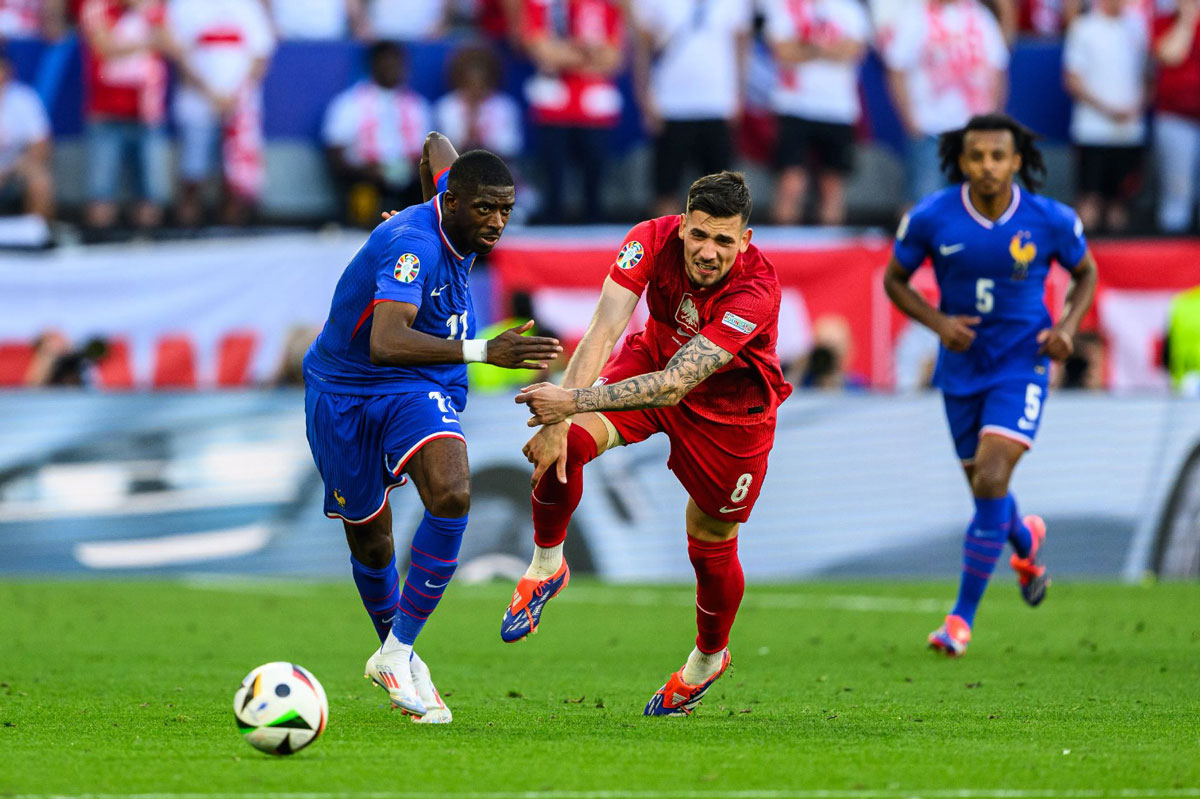 Kết quả Pháp vs Ba Lan: Trọng tài 2 lần thổi penalty, Pháp bị Ba Lan cầm hòa- Ảnh 4.