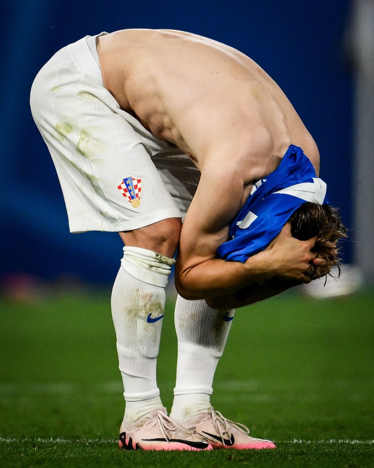 Modric 2 lần bật khóc trên sân: Lập kỷ lục tại EURO 2024, cái kết không trọn vẹn?- Ảnh 5.