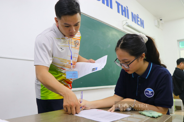 Công an Hà Nội: Đảm bảo không có kết nối, thu phát tín hiệu tại khu vực in, sao đề thi- Ảnh 1.