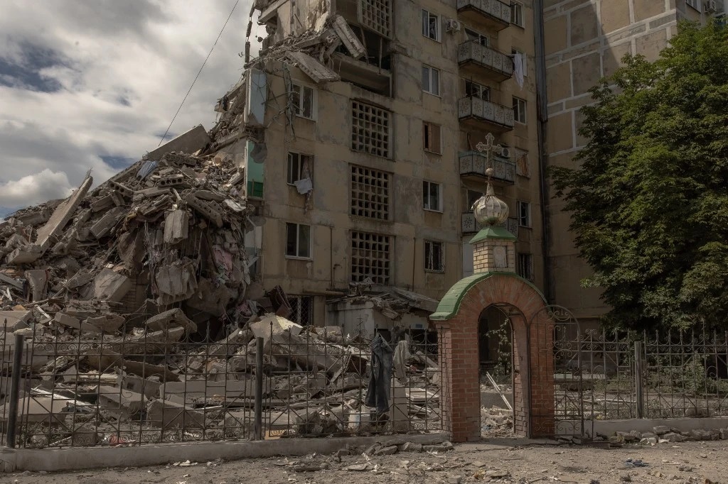 Quân Nga, Ukraine giao tranh ác liệt giành giật 'thành phố chết chóc' ở Donetsk- Ảnh 1.