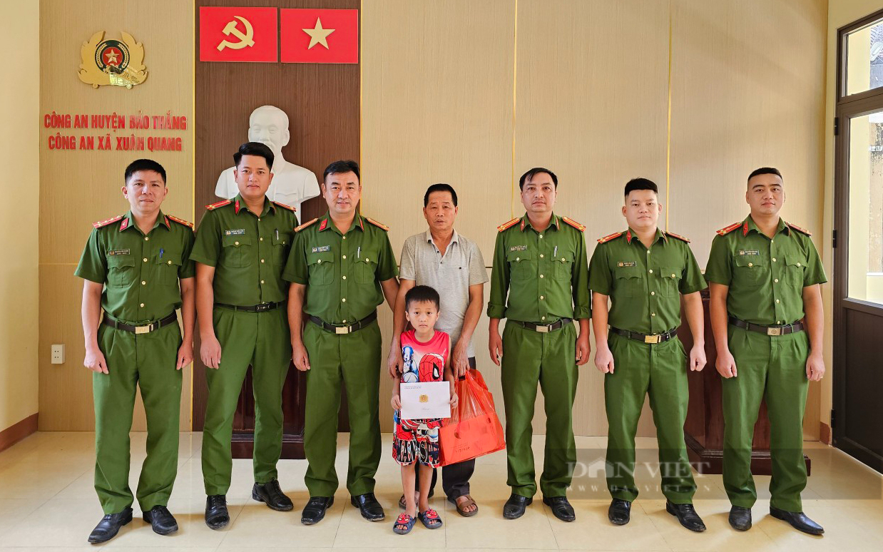 "Con nuôi công an xã" - giúp nâng bước tương lai cho trẻ em có hoàn cảnh khó khăn ở Lào Cai- Ảnh 1.