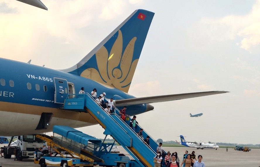 Vietnam Airlines được gia hạn trả nợ 4.000 tỉ đồng - Ảnh 1.