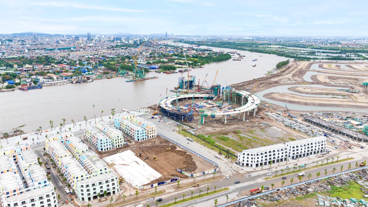 Cận cảnh tiến độ thi công cây cầu nghìn tỷ nối “đảo tỷ phú” với trung tâm Hải Phòng- Ảnh 2.