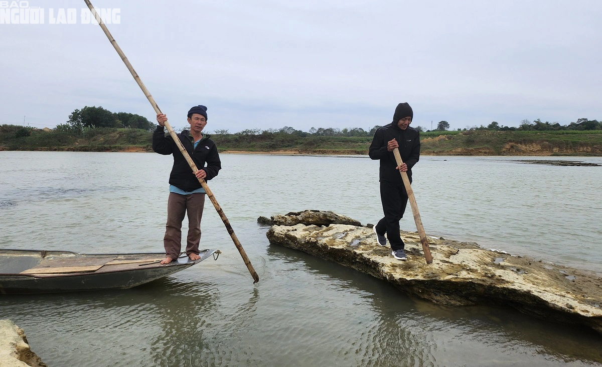 Giữa dòng sông nổi tiếng ở Thanh Hóa có một vật thể bí ẩn được cho là mộ bà Hoàng thái hậu nhà Hậu Lê?- Ảnh 9.