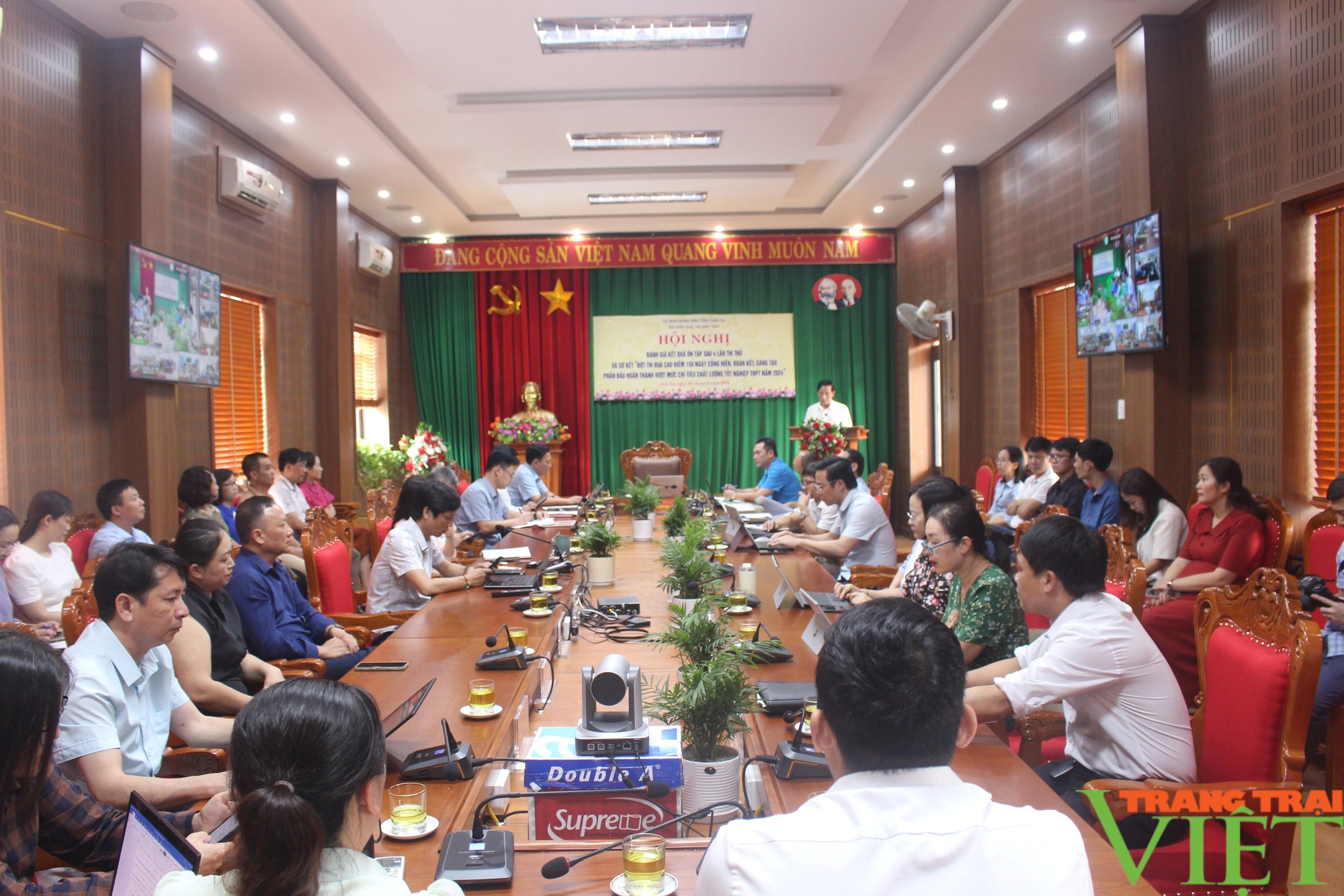 Sơn La: Sơ kết đợt thi đua cao điểm phấn đấu hoàn thành vượt mức chỉ tiêu chất lượng tốt nghiệp THPT- Ảnh 1.