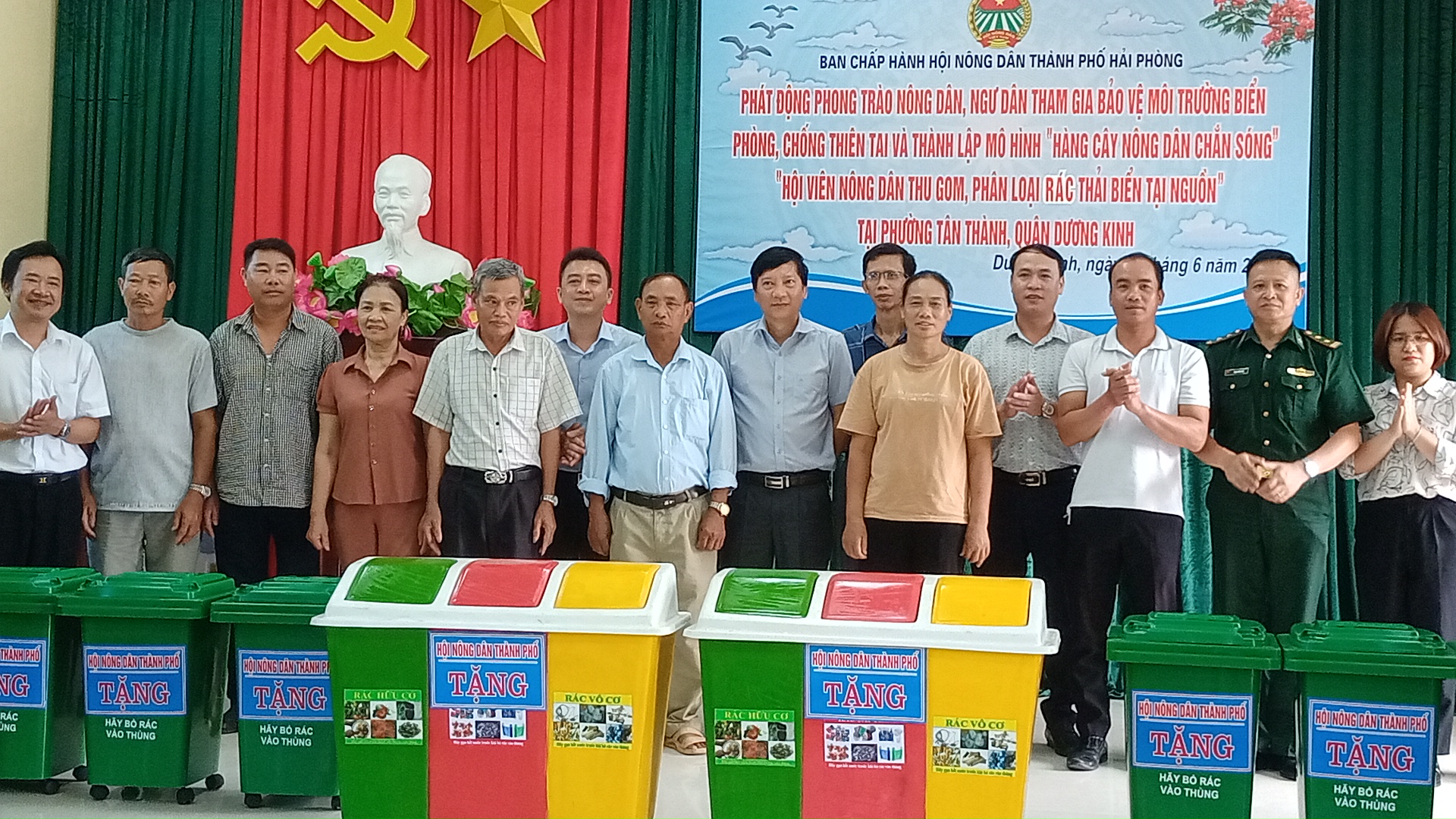 Hội Nông dân Hải Phòng phát động, trồng 200 cây chắn sóng hưởng ứng ngày Môi trường thế giới- Ảnh 3.