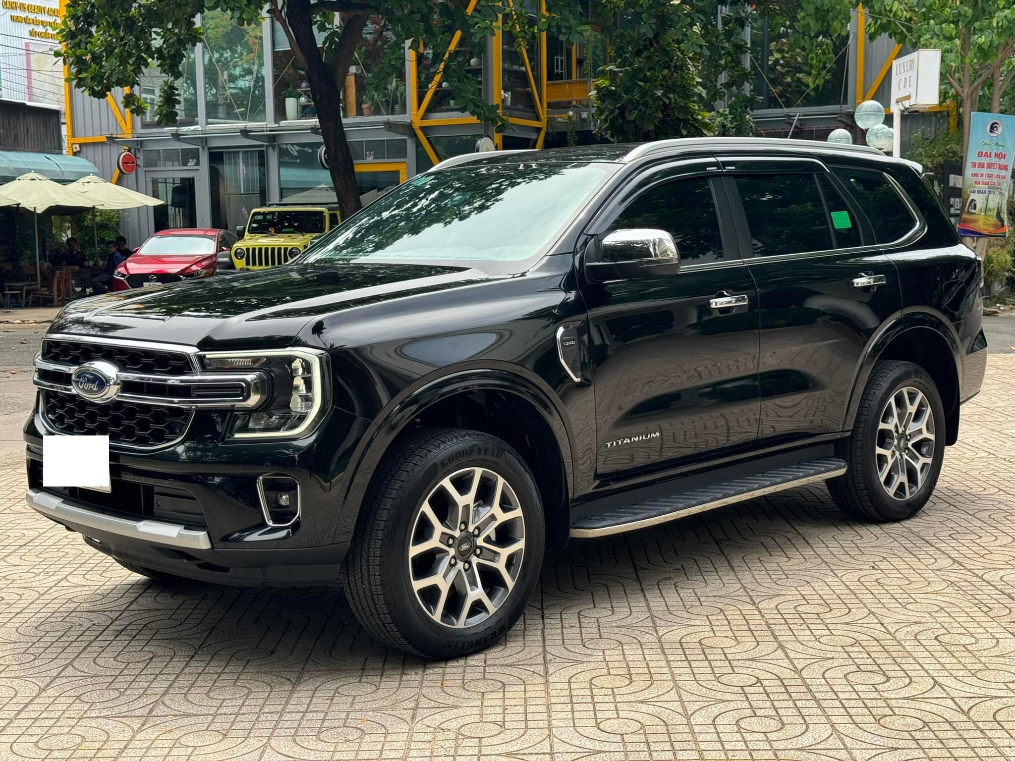 Sau 2 năm lăn bánh, Ford Everest cũ bán lại giá ngỡ ngàng- Ảnh 3.