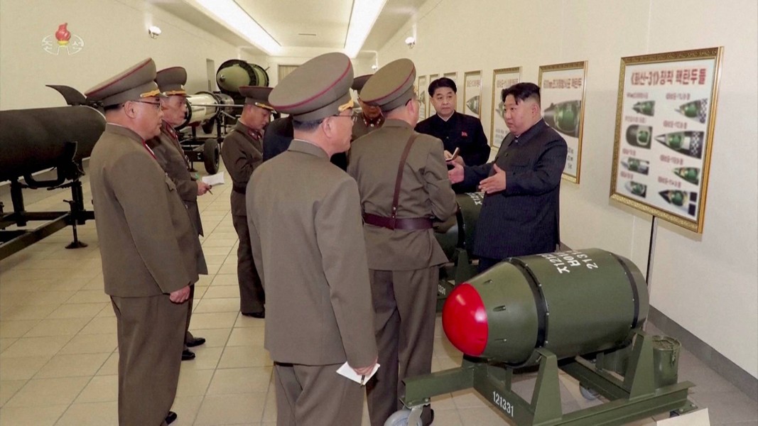 Bí ẩn nguồn gốc vũ khí hạt nhân của Triều Tiên khiến chuyên gia quân sự đau đầu- Ảnh 2.