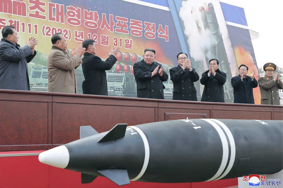 Bí ẩn nguồn gốc vũ khí hạt nhân của Triều Tiên khiến chuyên gia quân sự đau đầu- Ảnh 4.
