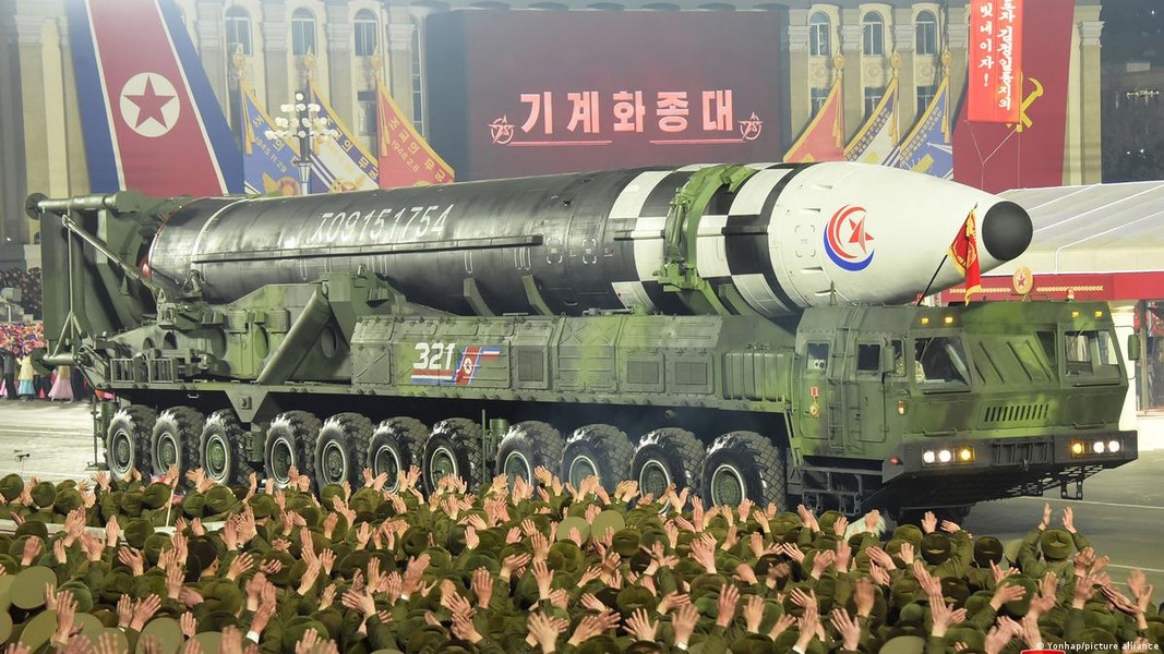 Bí ẩn nguồn gốc vũ khí hạt nhân của Triều Tiên khiến chuyên gia quân sự đau đầu- Ảnh 9.