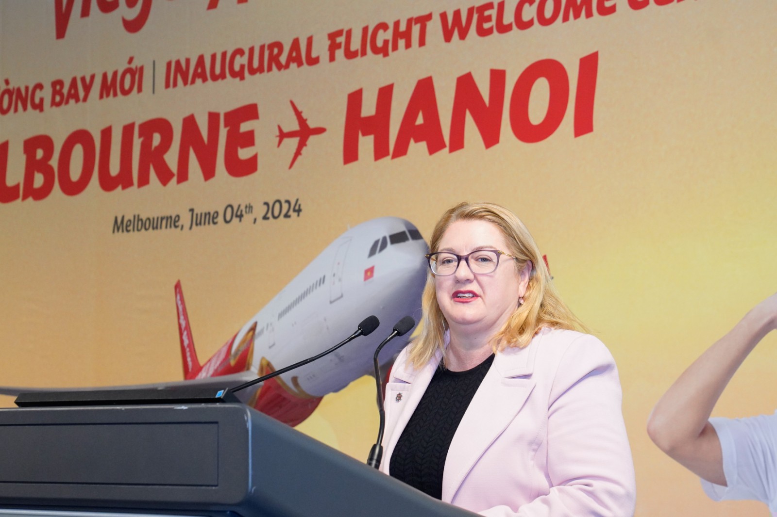 Vietjet khai trương đường bay kết nối Melbourne với Hà Nội, vé Thương gia khuyến mãi tới 50%- Ảnh 1.