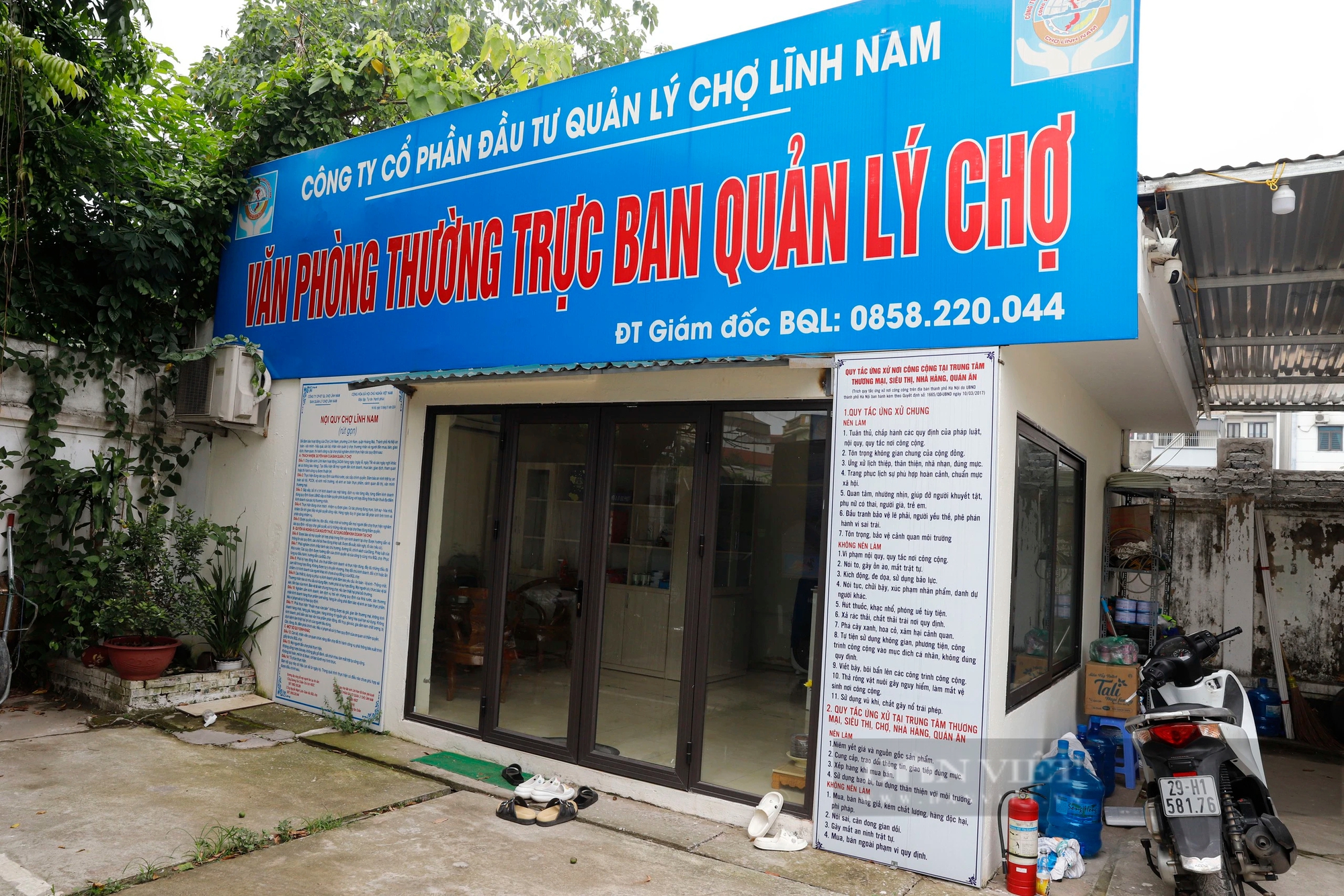 Chợ bỏ hoang ở Hà Nội: BQL viết thư ngỏ mời tiểu thương, kèm ưu đãi nhưng chợ vẫn "vắng như chùa Bà Đanh"- Ảnh 9.