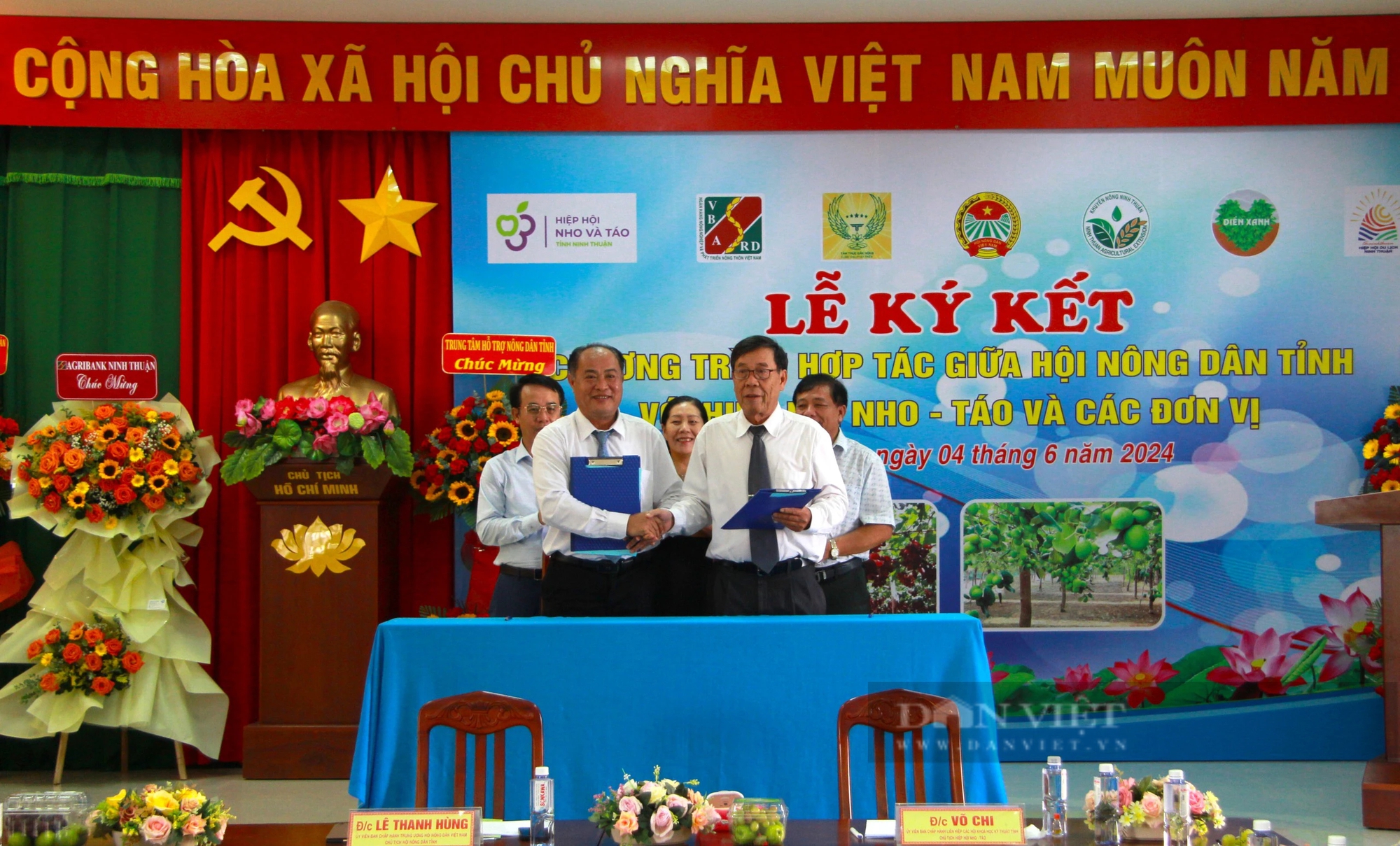 Hội Nông dân Ninh Thuận ký kết chương trình hợp tác phát triển nho, táo- Ảnh 2.