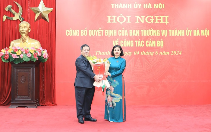 Chủ tịch UBND huyện Thanh Trì, Hà Nội được chuẩn y làm Bí thư Huyện uỷ- Ảnh 1.