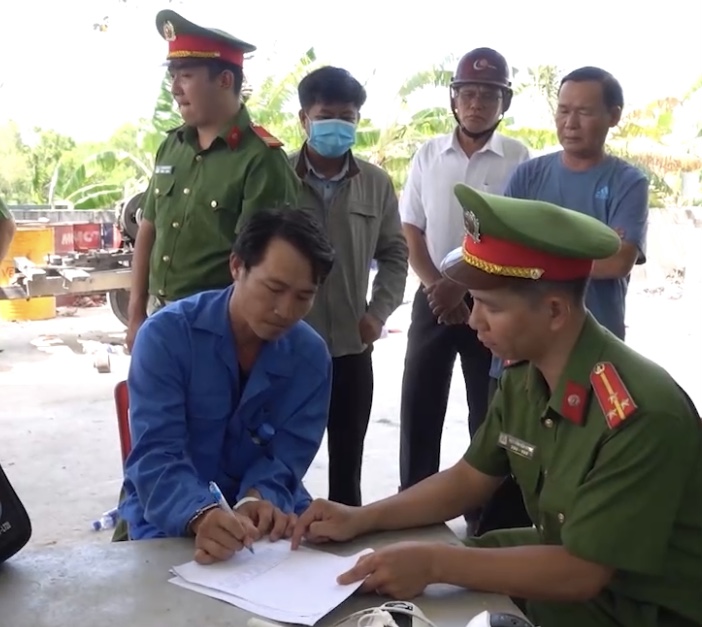 Tỉnh uỷ Bình Thuận chỉ đạo "nóng" xử nghiêm việc khai thác khoáng sản trái phép- Ảnh 3.