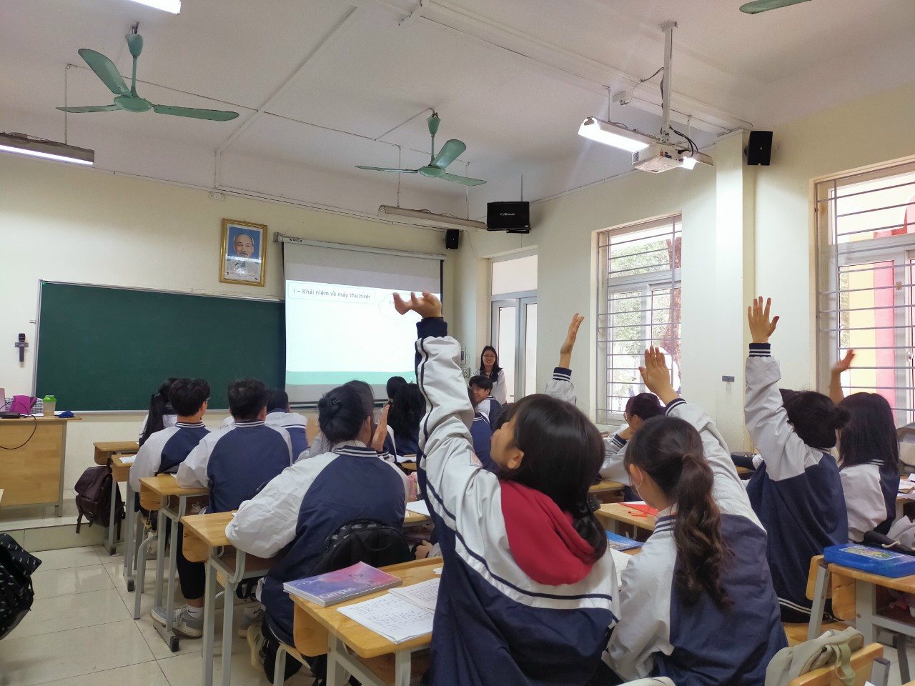 63 giáo viên Hà Nội "kêu cứu" vì được cử đi học nhưng sau 4 năm không thấy tiền trợ cấp- Ảnh 3.