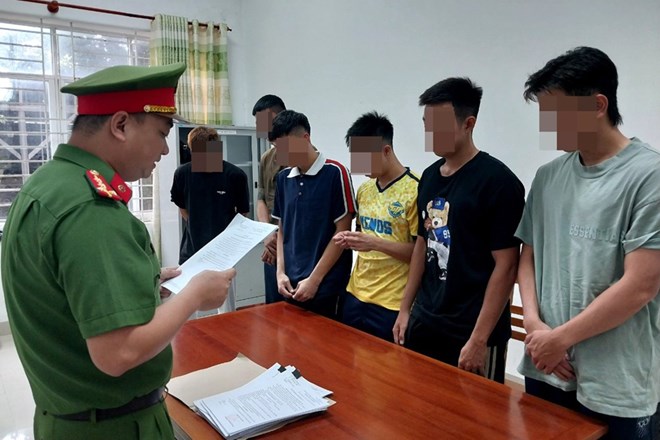 Công an bắt tạm giam 6 cầu thủ CLB Bà Rịa - Vũng Tàu với hành vi đánh bạc- Ảnh 1.