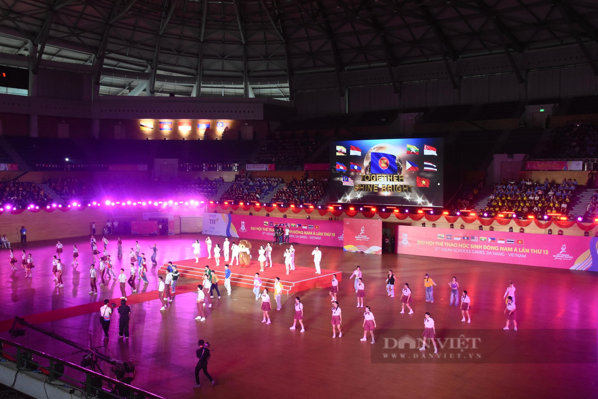 Loạt hình ảnh bế mạc ASEAN Schools Games 13 tại Đà Nẵng- Ảnh 1.
