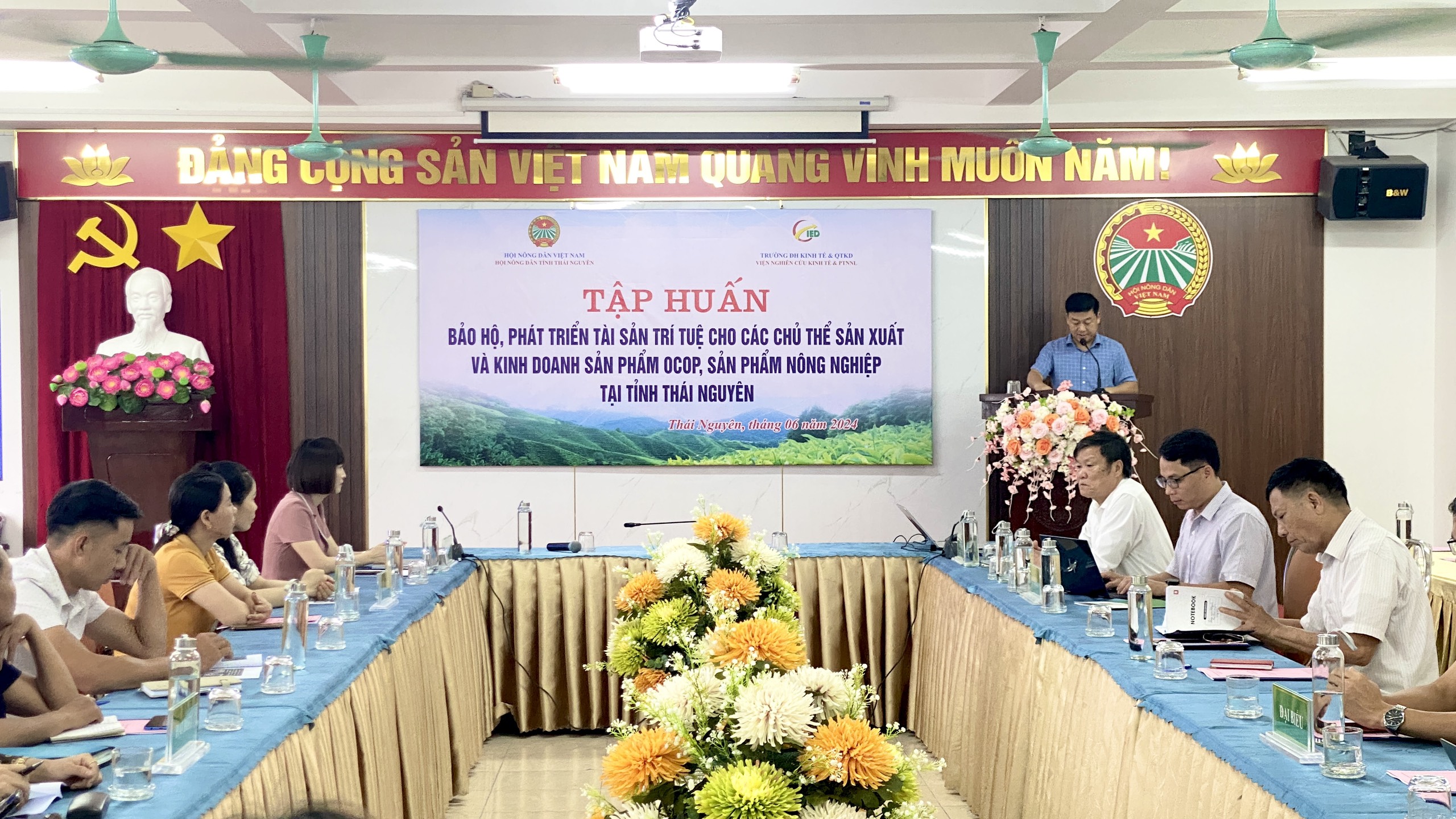 Hội Nông dân tỉnh Thái Nguyên tập huấn nâng cao nhận thức về bảo hộ, phát triển tài sản trí tuệ - Ảnh 2.