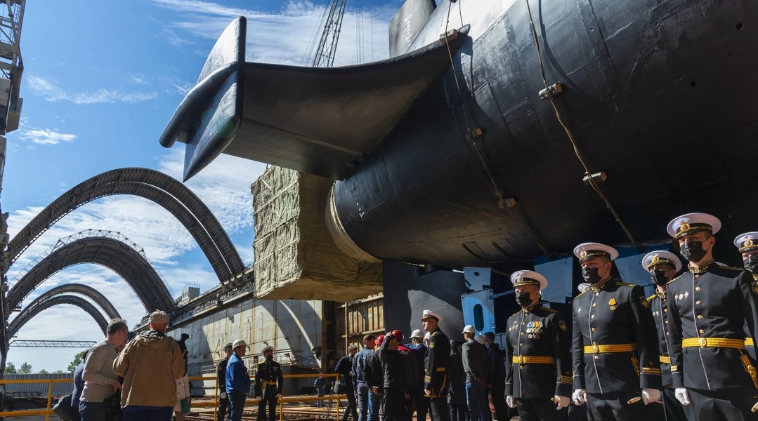 Cận cảnh tàu ngầm hạt nhân chiến lược Nga sắp cập cảng Cuba- Ảnh 13.