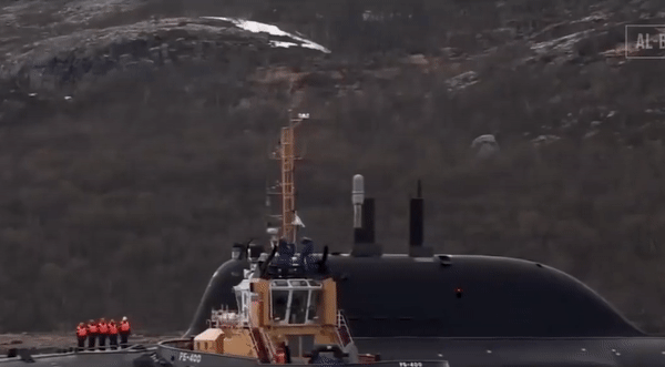 Cận cảnh tàu ngầm hạt nhân chiến lược Nga sắp cập cảng Cuba- Ảnh 2.