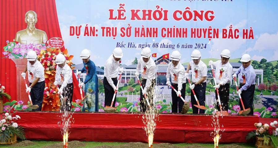 Khởi công dự án công trình Trụ sở hành chính huyện Bắc Hà - Ảnh 2.