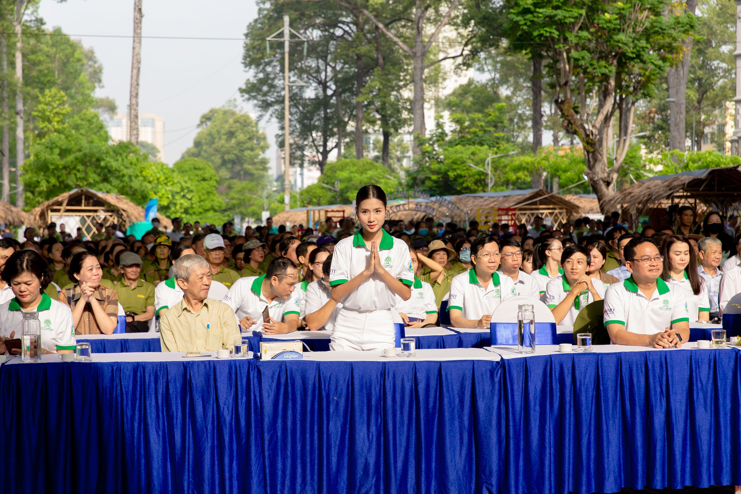 Hoa hậu Nguyễn Thanh Hà vui mừng chia sẻ điều này khi dự Ngày hội sống xanh- Ảnh 2.