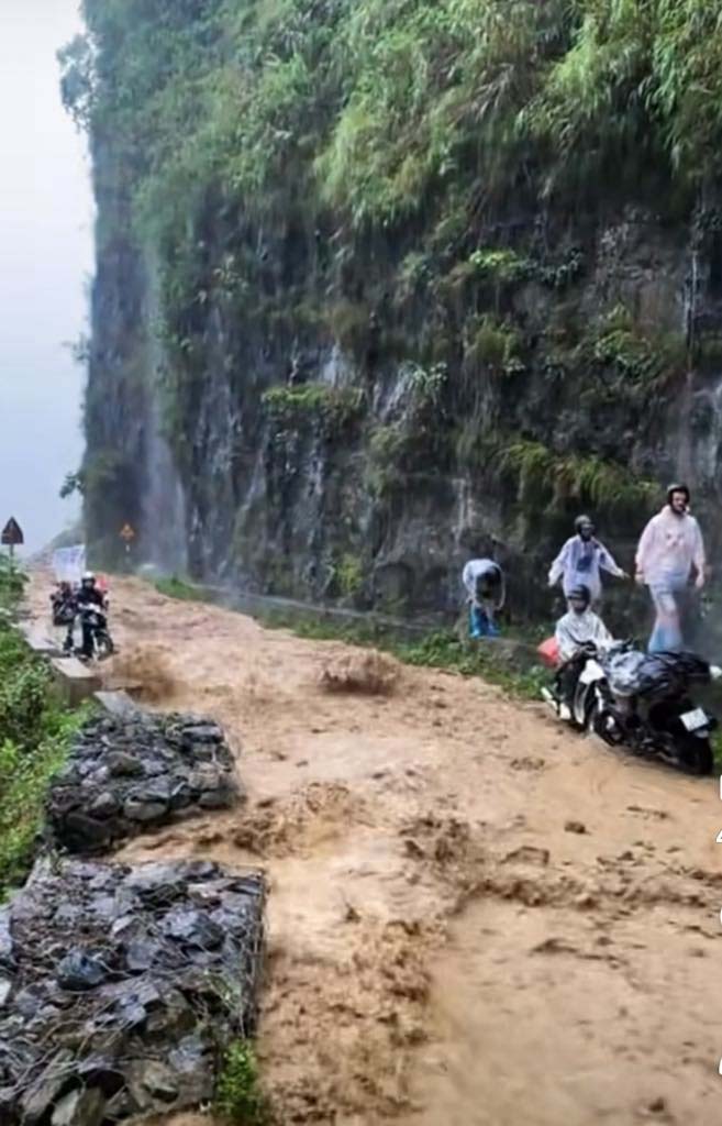 Công an chốt chặn, Hiệp hội Du lịch Hà Giang ra văn bản cảnh báo du khách không đi sông Nho Quế- Ảnh 5.