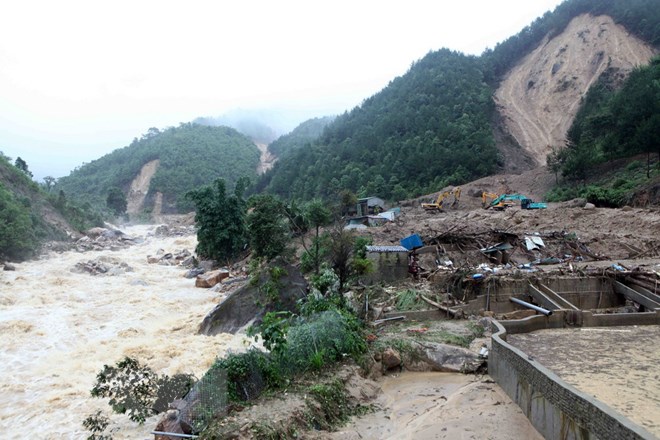 Chuyên gia khí tượng lí giải vì sao tâm mưa lớn là ở Quảng Ninh, Hải Phòng và mưa lớn kéo dài đến khi nào?- Ảnh 5.