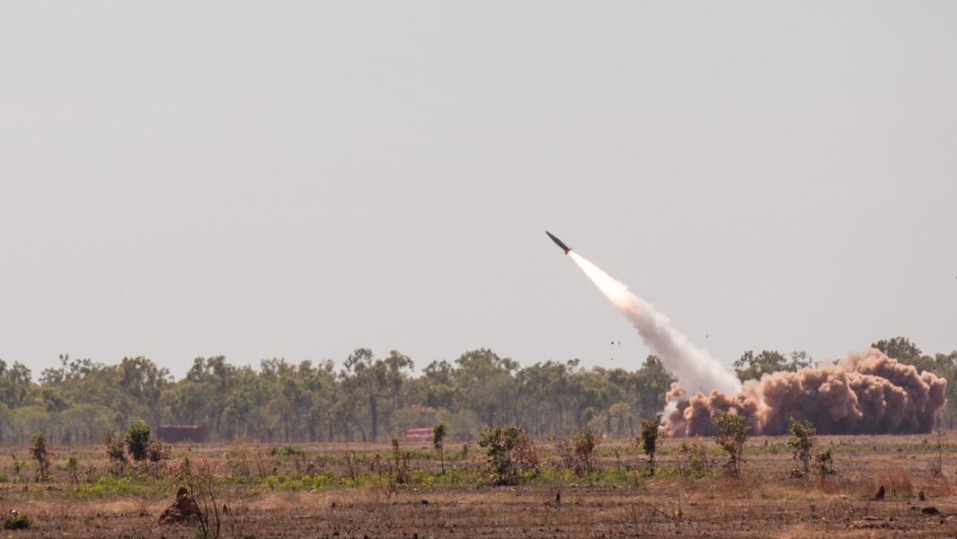 Nga nỗ lực vô hiệu hóa vệ tinh Mỹ dẫn đường cho tên lửa tấn công bán đảo Crimea- Ảnh 1.