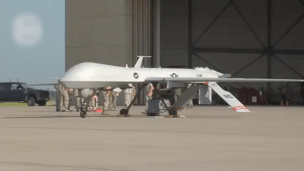 Syria bắn hạ UAV "Đại bàng xám" MQ-1C của Mỹ- Ảnh 3.