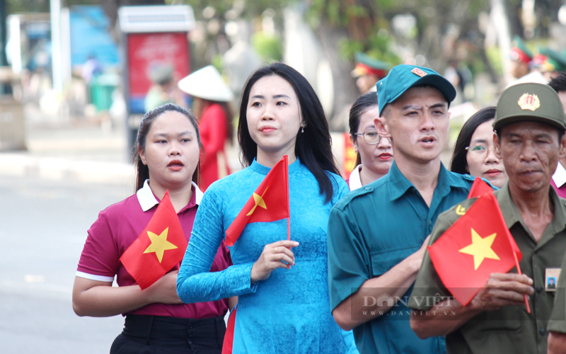 Phó Chủ tịch T.Ư Hội Nông dân Việt Nam dự lễ ra mắt lực lượng tham gia bảo vệ an ninh trật tự cơ sở- Ảnh 9.