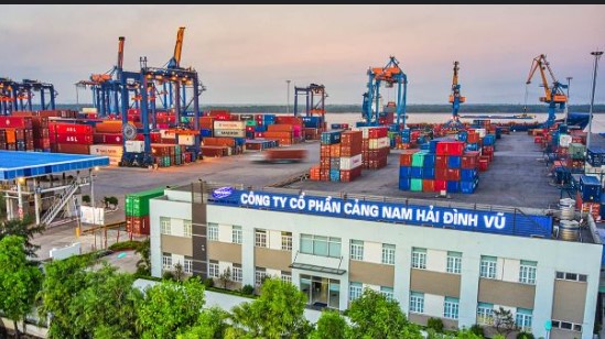 Viconship (VSC) muốn vay 1.450 tỷ đồng tại Eximbank để thâu tóm toàn bộ cảng Nam Hải Đình Vũ- Ảnh 1.
