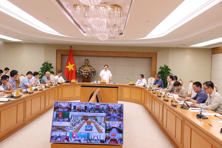 Phó Thủ tướng Trần Hồng Hà đề nghị Bộ NNPTNT "khoanh vùng" khu vực đất lúa có năng suất, chất lượng cao- Ảnh 3.