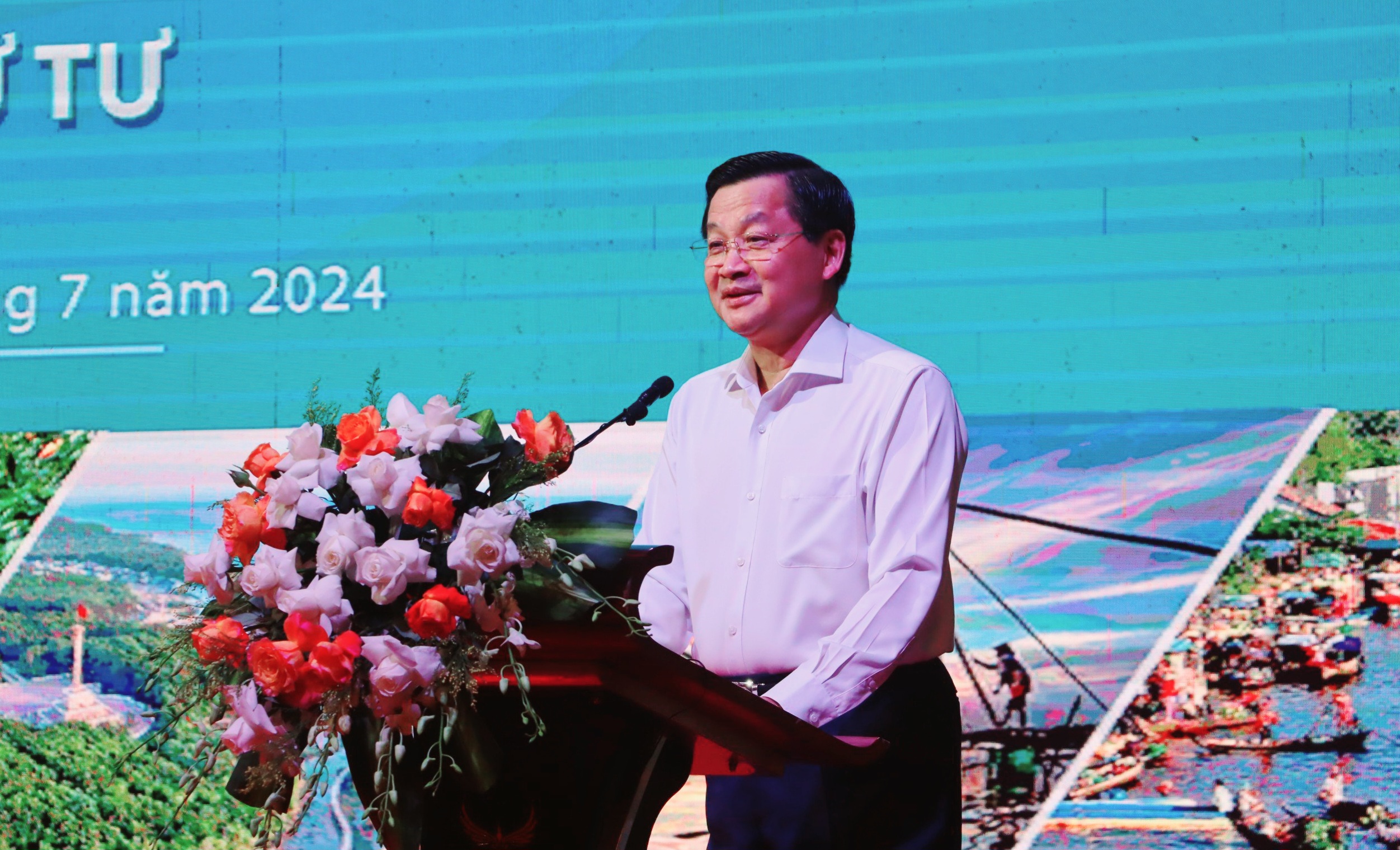 Phó Thủ tướng Lê Minh Khái: Tập trung nguồn lực đẩy nhanh tiến độ các công trình trọng điểm- Ảnh 1.