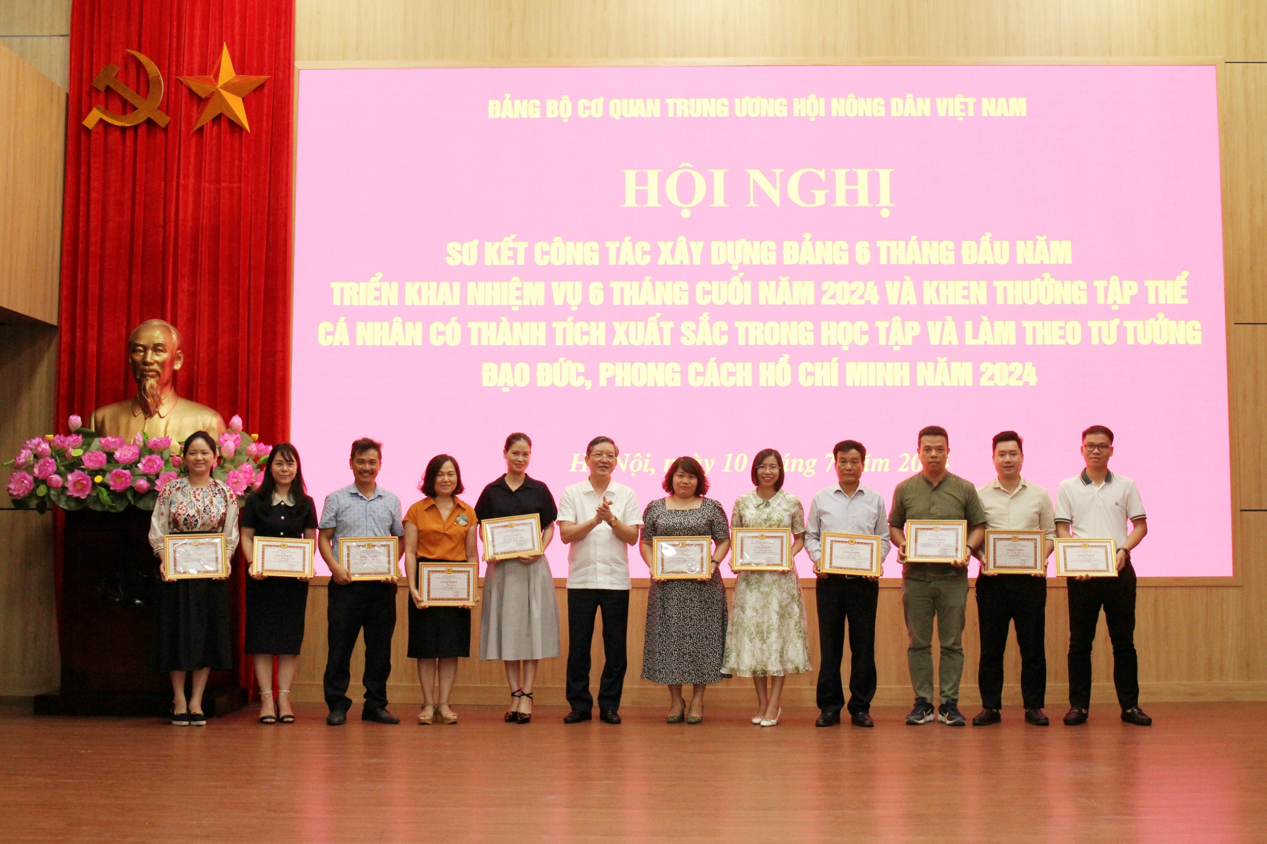 Đảng bộ cơ quan Trung ương Hội Nông dân Việt Nam sơ kết công tác Đảng 6 tháng đầu năm 2024- Ảnh 3.