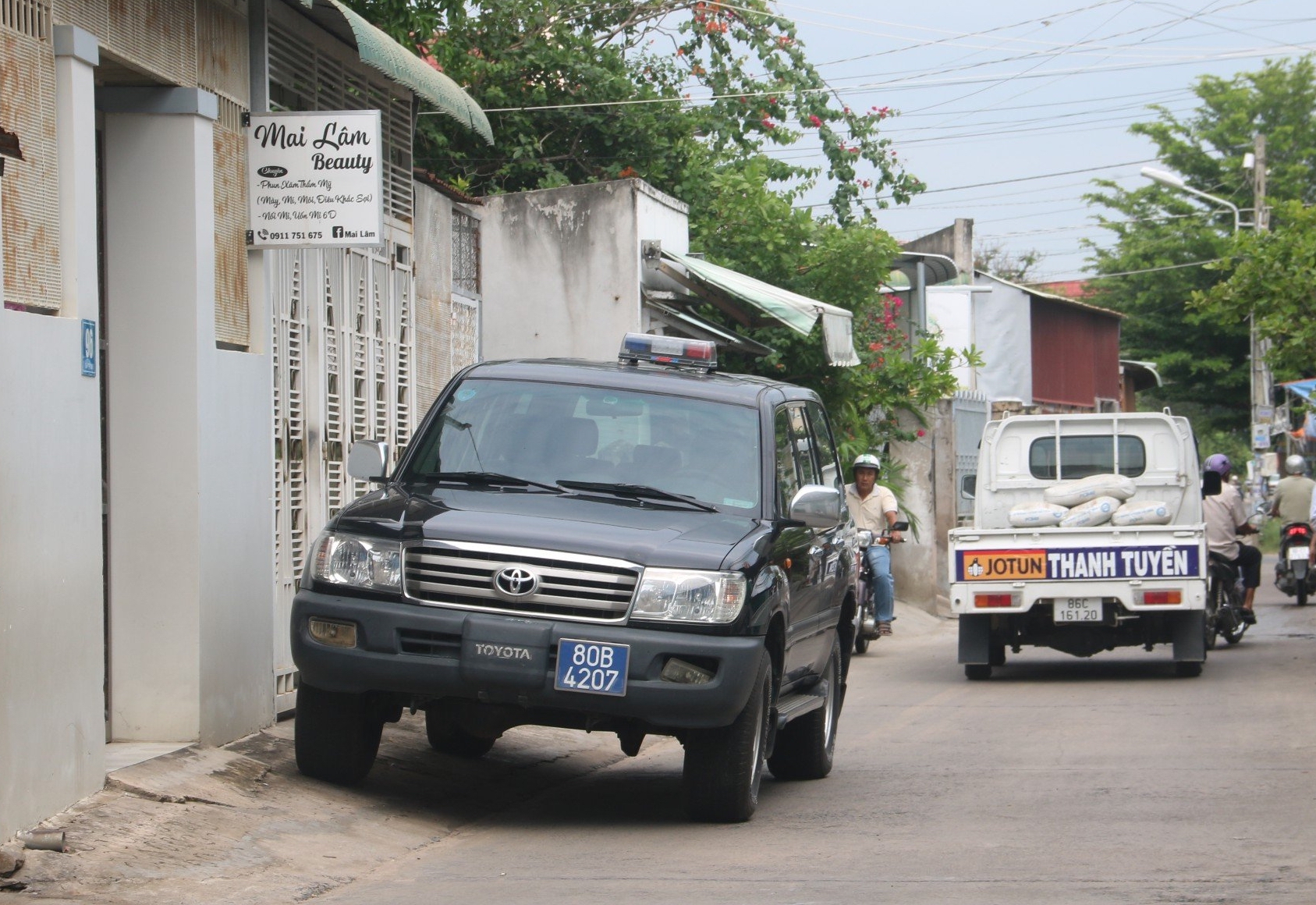 Bình Thuận: Đình chỉ chức vụ Chủ tịch UBND huyện Phú Quý đối với ông Lê Quang Vinh- Ảnh 3.