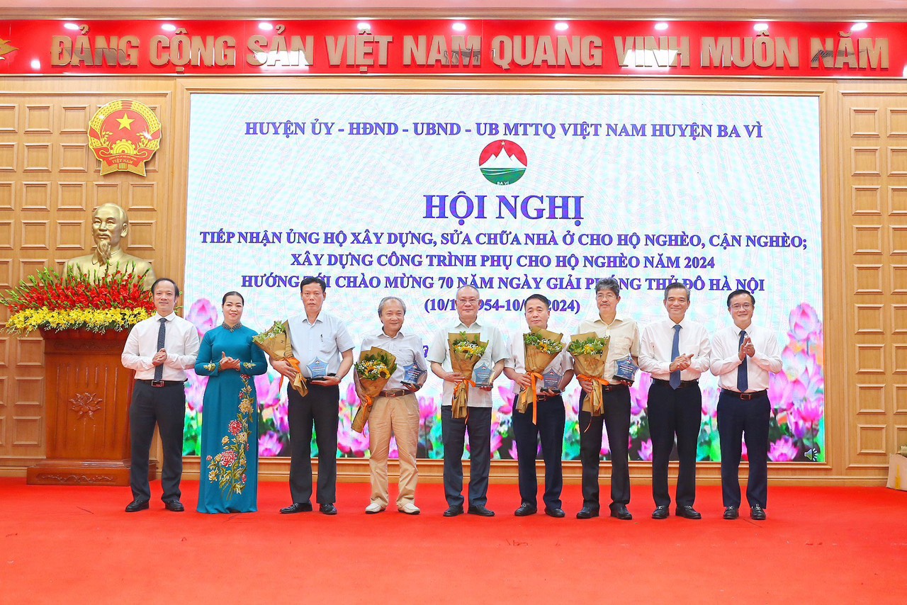 Huyện Ba Vì (Hà Nội) xây mới, sửa chữa 184 nhà ở cho hộ nghèo- Ảnh 2.