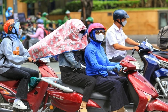 Chuyên gia dự báo: Từ nay đến đầu tháng 8, khả năng xuất hiện 1-2 cơn bão ảnh hưởng tới đất liền- Ảnh 2.