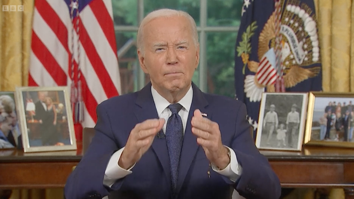 Chiến dịch tranh cử của ông Biden vội ngừng quảng cáo tấn công Trump sau vụ ám sát- Ảnh 1.