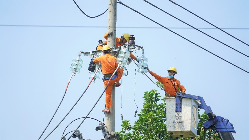 Bảo đảm an toàn điện trong mùa nắng nóng: PC Đà Nẵng khuyến cáo khách hàng cảnh giác với nguy cơ cháy nổ