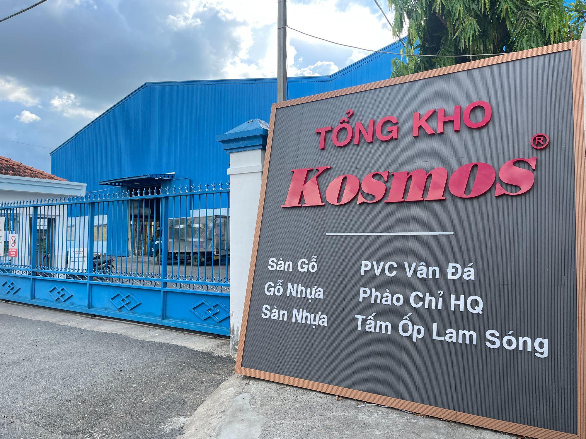 Kosmos Việt Nam: Chuyên gia trong lĩnh vực sàn gỗ và tấm ốp cao cấp- Ảnh 1.