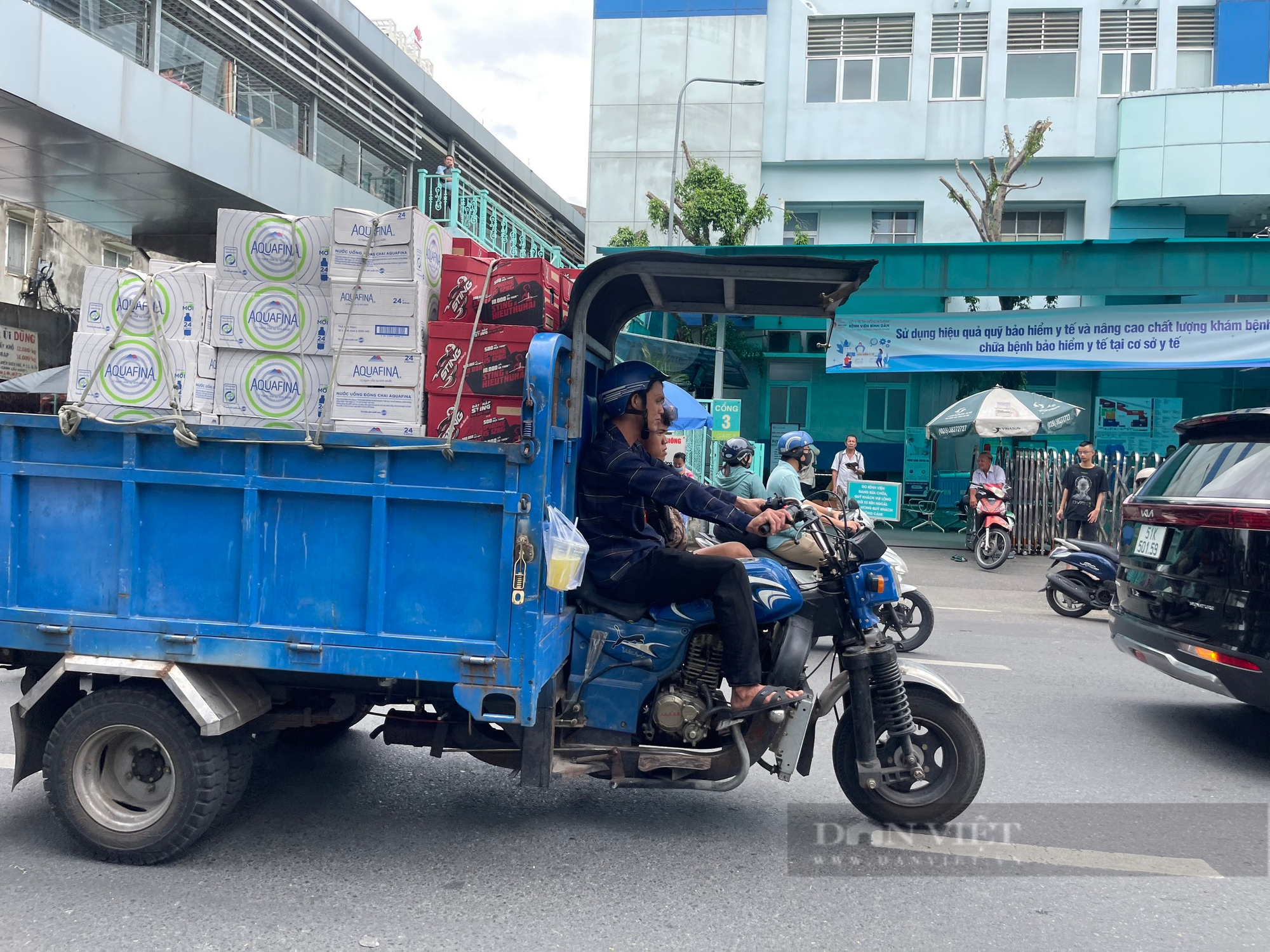 Bát nháo xe tự chế, TP.HCM hỗ trợ hoàn cảnh khó khăn chuyển đổi nghề- Ảnh 2.