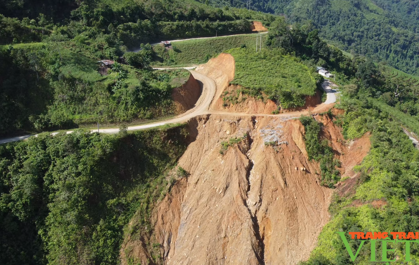 Huyện biên giới Mường Tè ở Lai Châu triển khai biện pháp phòng chống thiên tai, bão lũ- Ảnh 1.