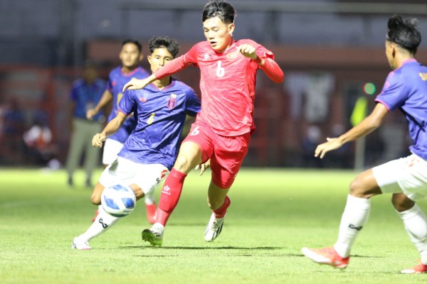 Kết quả U19 Việt Nam vs U19 Myanmar: Trọng tài gây tranh cãi phút 90+6, U19 Việt Nam rơi điểm!- Ảnh 1.